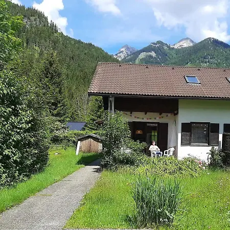 Haasenhaus هينترستودر